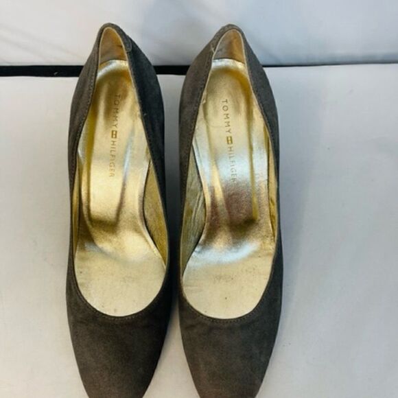 Tommy Hilfiger gray heels 3" classic suede US 8.5 Euro 39 Very good condition - - Picture 2 of 7